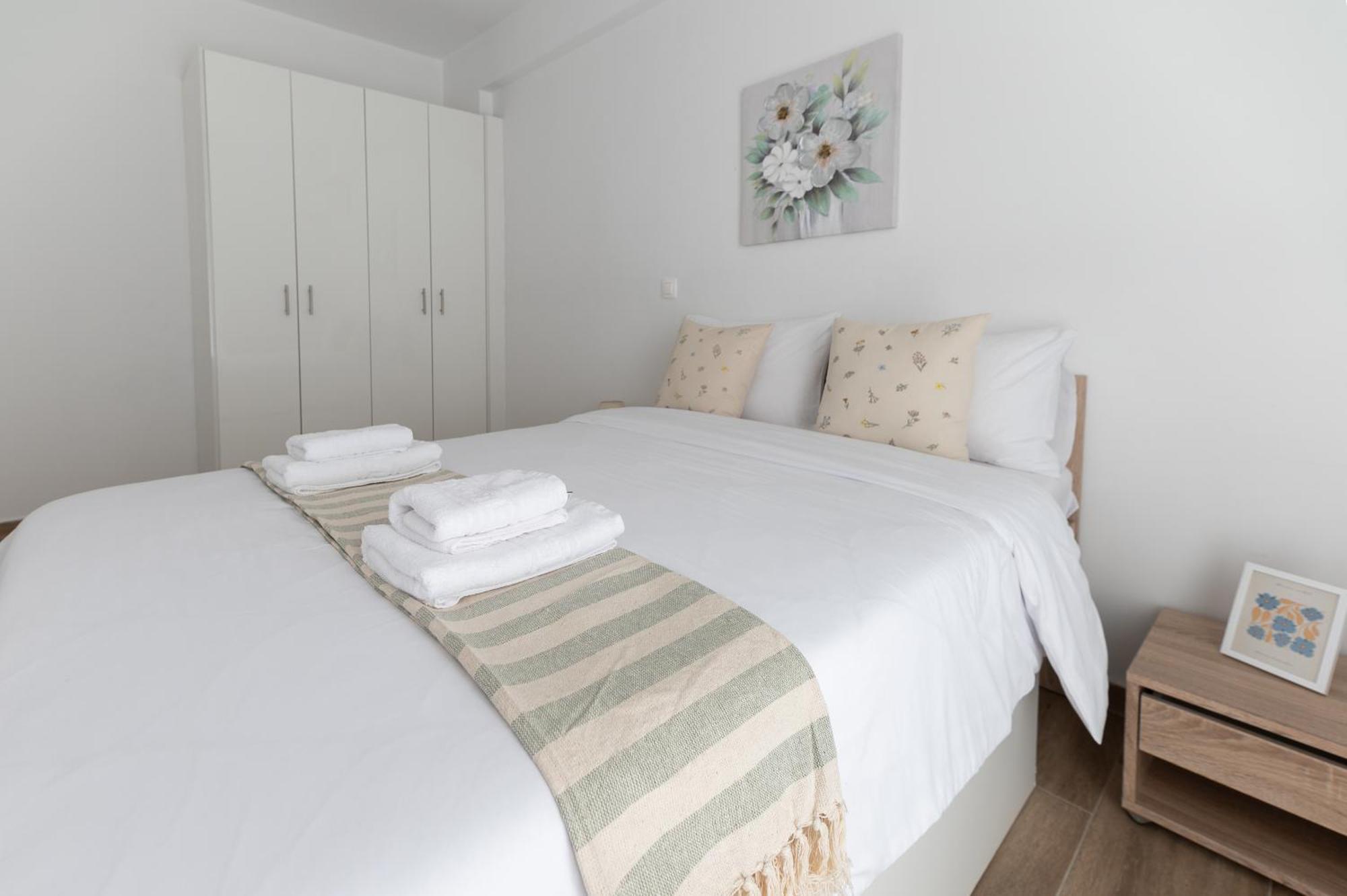 Stylish Spacious Apartment In Palaio Faliro Athene Buitenkant foto